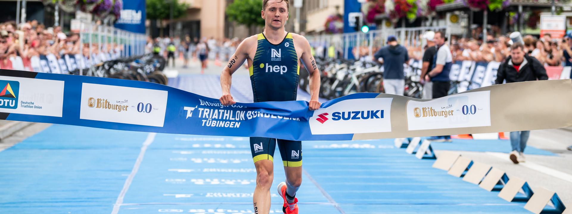 Jem Aurelien feiert in Tübingen