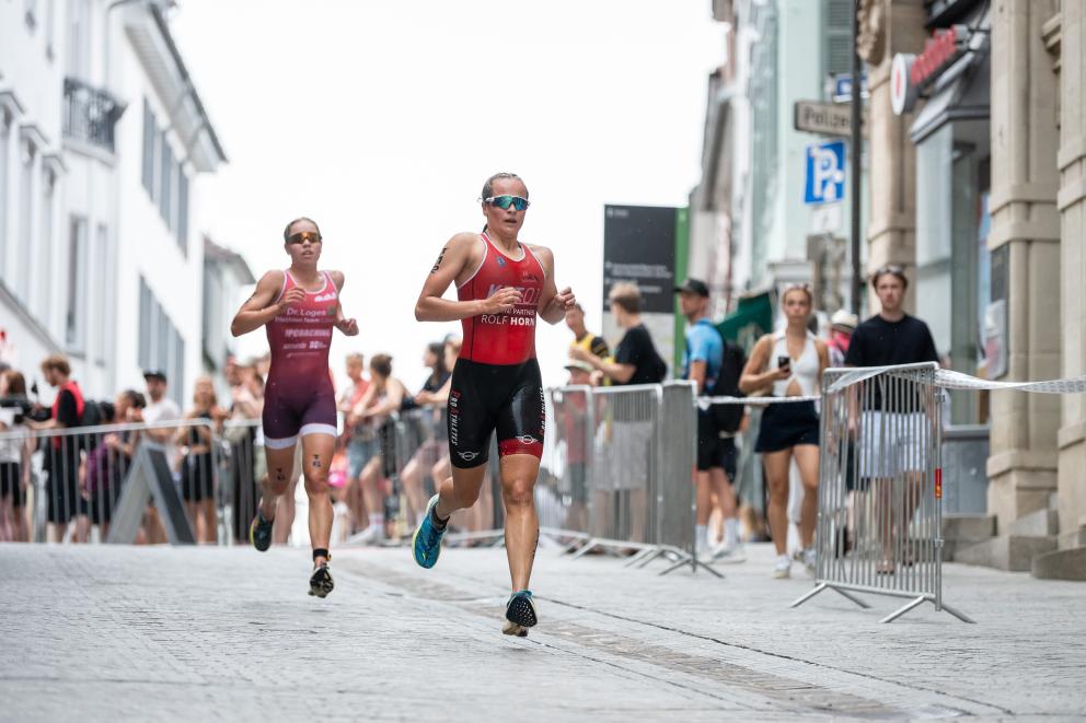 Kölner Triathletin beim Laufen