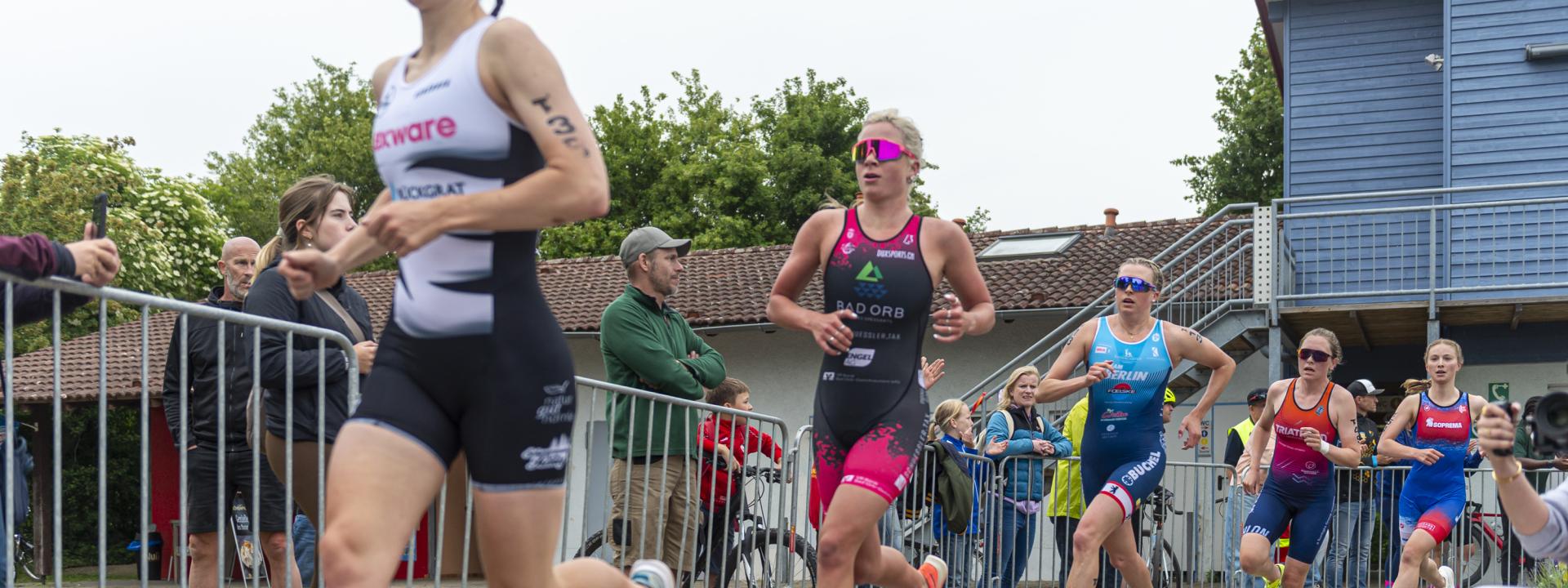 Laufgruppe beim Rennen im Kraichgau 2025