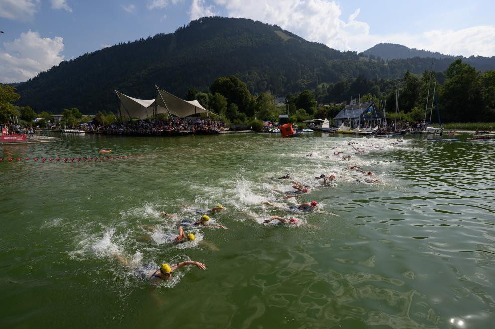 Schwimmstart der Frauen 