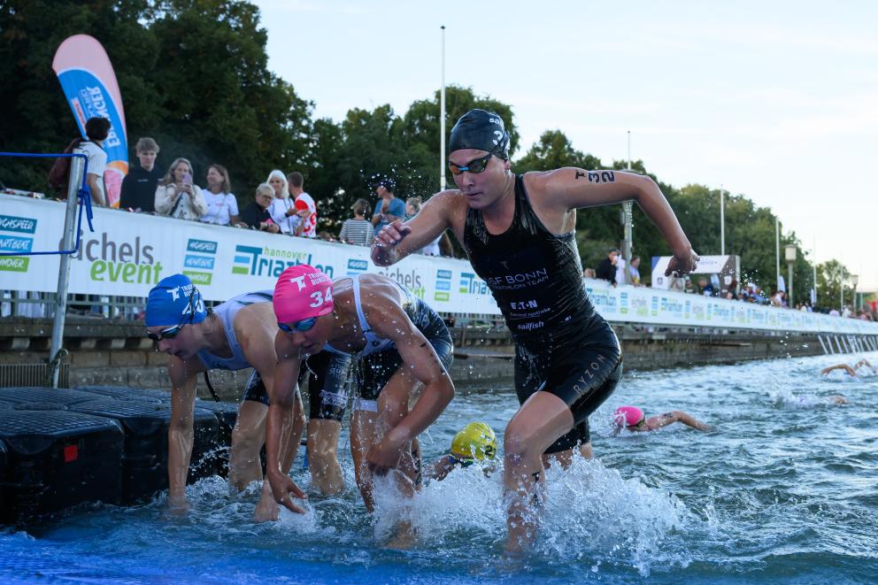 Schwimmausstieg Frauen