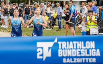 Team Berlin zwei kurz vor dem Zielband